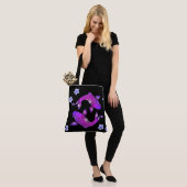 Koi Tote Bag (Op model)