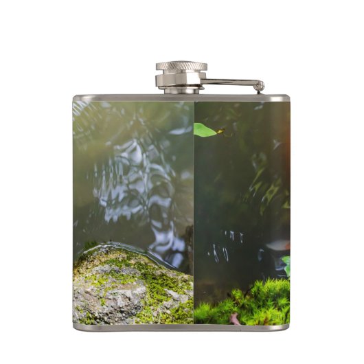 Koivis in een vijver heupfles (Achterkant)