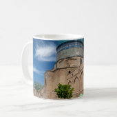 Kok Gumbaz moskee, Dorut Tilavat gedenkplaats Koffiemok (Voorkant links)