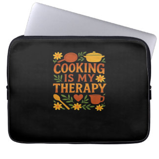 Koken is mijn therapie Oversized T-shirt Laptop Sleeve