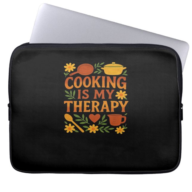 Koken is mijn therapie Oversized T-shirt Laptop Sleeve (Voorkant)