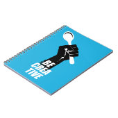 Koken van spleet voor creatieve kaas notitieboek (Linkerzijde)