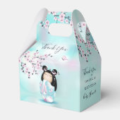 Kokeshi Doll Cherry Blossom | MeisjesBaby shower Bedankdoosjes (Achterkant)