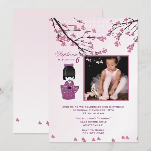 Kokeshi Doll Fotouitnodiging Kaart (Voorkant / Achterkant)