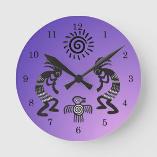 Kokopelli met het symbool van de inheemse zon en d ronde klok