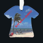 Kokospalm Ornament<br><div class="desc">Het felgekleurde zeegezicht op dit Holiday Ornament is een originele foto van ZoeSPEAK van een strand in Key West, Florida. De lucht is diepblauw met gezwollen witte wolken. De zon schijnt op het warme gele zand en een pier strekt zich uit langs de horizon van het blauwe water van de...</div>