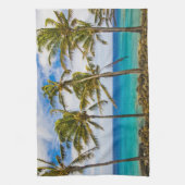 Kokospalmbomen (Cocos nucifera) die in Theedoek (Verticaal)