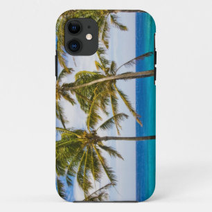 Kokospalmbomen (Cocos nucifera) zwaaiend in iPhone 11 Hoesje