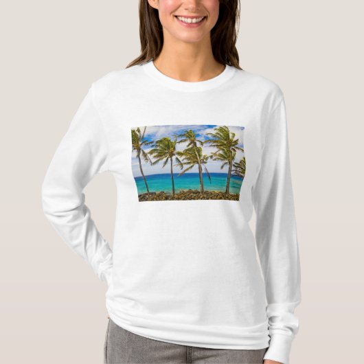 Kokospalmboom (Cocos nucifera) wiegend in T-shirt (Voorkant)