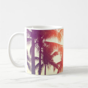 Kokosstrand: tropische warmte. koffiemok