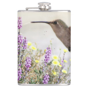 Kolibrie en Wilde Bloemen Digitale Kunst Heupfles
