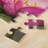 Kolibrie vliegen naar een bloemen Puzzel (Zijkant)
