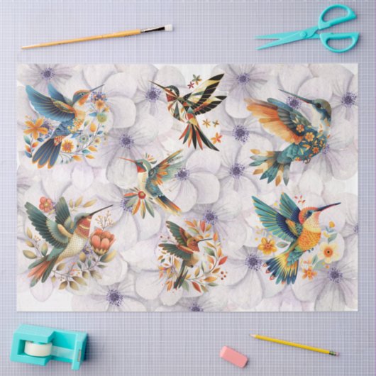 Kolibries tijdens de vlucht op bloemenachtergrond tissuepapier (Craft)