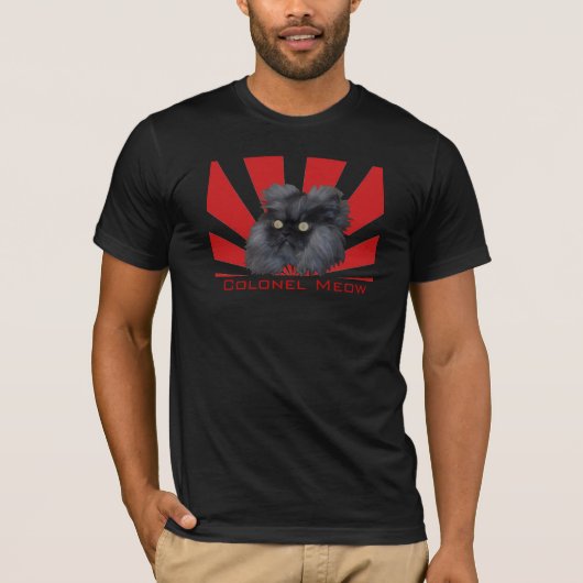 Kolonel Meow Rising T-shirt (Voorkant)