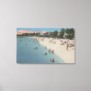 Koloniaal strand, VA - Zonnebaden en Zwemmen Canvas Afdruk