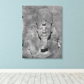 Kolossaal standbeeld van Ramesses II in Abu Simbel Canvas Afdruk (Insitu (Houten vloer))
