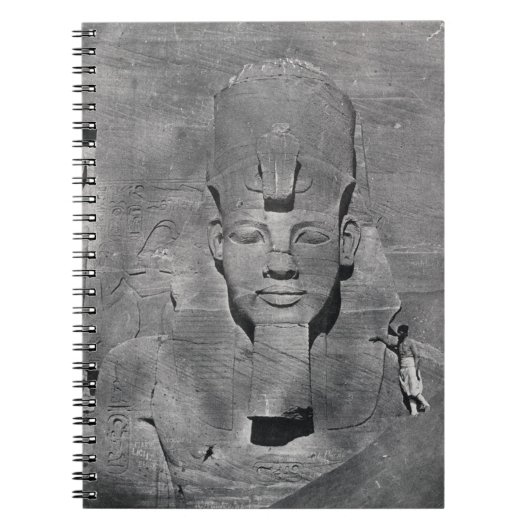 Kolossaal standbeeld van Ramesses II in Abu Simbel Notitieboek (Voorkant)