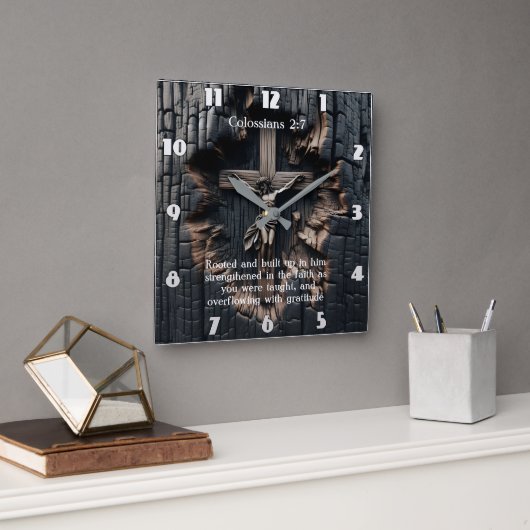 Kolossenzen 2:7 Geworteld in geloof: het kruis Vierkante Klok (Kantoor)