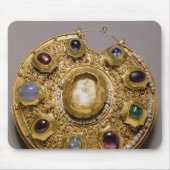 Kolt medallion, goudset met parels en muismat (Voorkant)