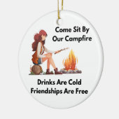 Kom bij ons kampvuur zitten op een keramisch ornament (Links)