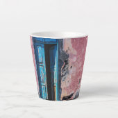 Kom binnen. latte mok (Voorkant)