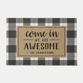 Kom binnen, we zijn Geweldige gepersonaliseerd Deurmat (Voorkant)