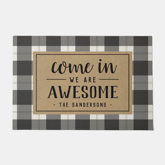 Kom binnen, we zijn Geweldige gepersonaliseerd Deurmat (Voorkant)