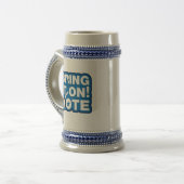 Kom maar op! STEMMEN Bierpul (Voorkant links)