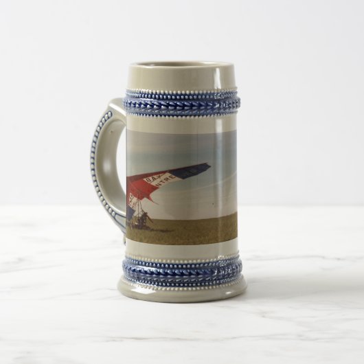 'Kom met me mee' Stein Bierpul (Voorkant links)