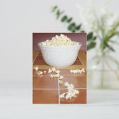 Kom met popcorn briefkaart (Staand voorkant)
