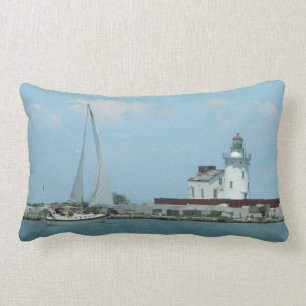 Kom Sail Away (Cleveland, OH) Lumbar Pillow Kussen