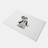 Kom snel goed. Penguin Nurse. Deurmat (Schuin)