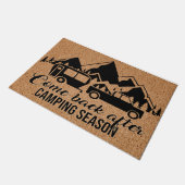 Kom terug na het kamperen seizoen deurmat (Schuin)