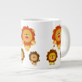 'Komend!' Drie Cute Cartoon Lions Jumbo Mok (Voorkant rechts)