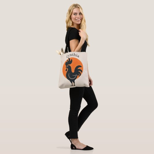 Komische Haan met Oranje Zon Tote Bag (Op model)