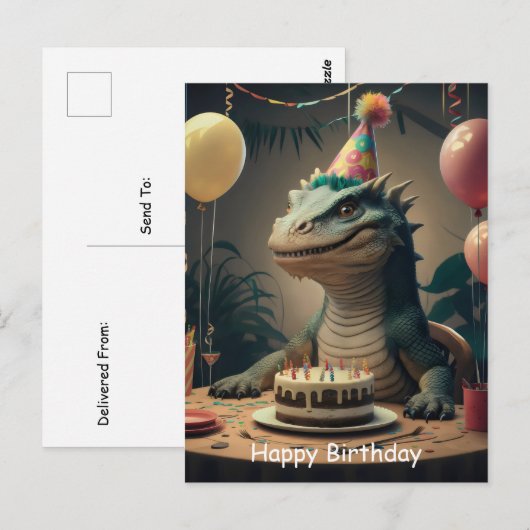 Komodo-draak zit aan tafel met verjaardagstaart briefkaart (Voorkant / Achterkant)