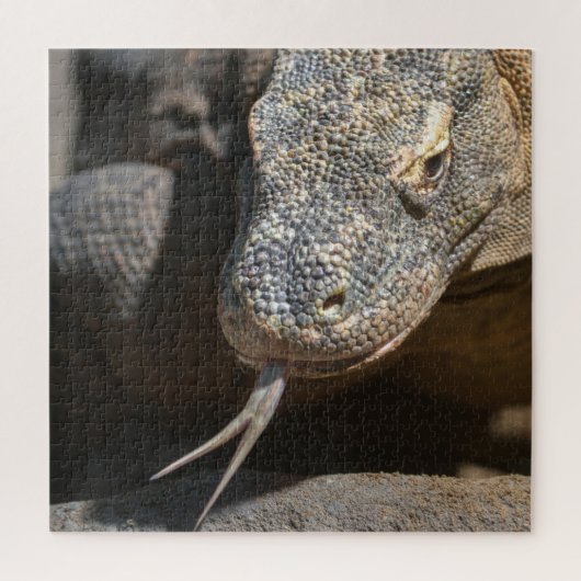 Komodo Dragon die zijn tong uittrekt Legpuzzel (Verticaal)
