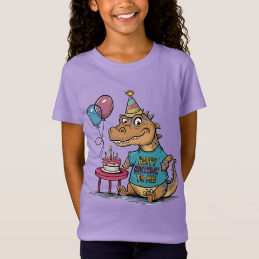 Komodo Dragon draagt verjaardagscadeau met pet T-shirt (Voorkant)