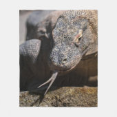 Komodo dragon toont zijn voorgekookte tong fleece deken (Voorkant)