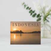 Komodo-eiland bij zonsondergang briefkaart (Staand voorkant)