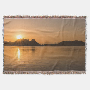 Komodo-eiland bij zonsondergang deken