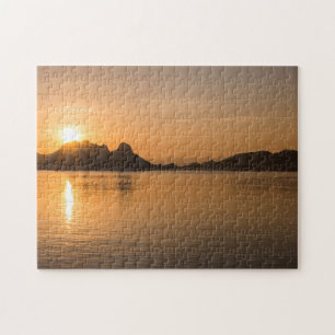 Komodo-eiland bij zonsondergang legpuzzel