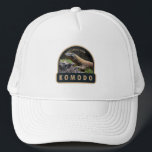 Komodo Nationaal Park Indonesië Vintage Trucker Pet<br><div class="desc">Komodo vectorkunstwerk ontwerp. Het park is een nationaal park in Indonesië dat gelegen is op de eilanden van de Lesser Sunda in het grensgebied tussen de provincies Oost-Nusa Tenggara en West-Nusa Tenggara.</div>