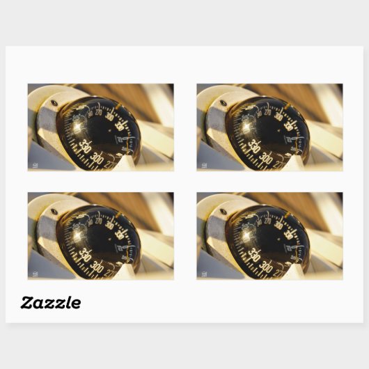 Kompas helpt navigeren en koer behouden.  rechthoekige sticker (Vel)