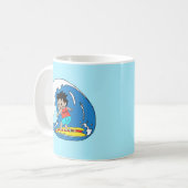 Kona Boy Surfs Big Wave Mug – Hawaiian Surfer Art Koffiemok (Voorkant links)