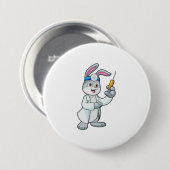 Konijn als arts bij vaccinatie met spuit ronde button 7,6 cm (Voorkant /achterkant)