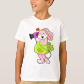 Konijn als haarser met hairdryer t-shirt (Voorkant)