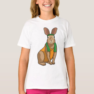 Konijn als hardloper met handdoek t-shirt