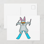 Konijn als skiër met skis briefkaart (Voorkant / Achterkant)