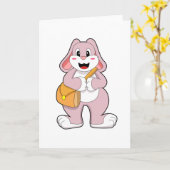 Konijn als wandelaar met rugzak kaart (Gele Bloem)